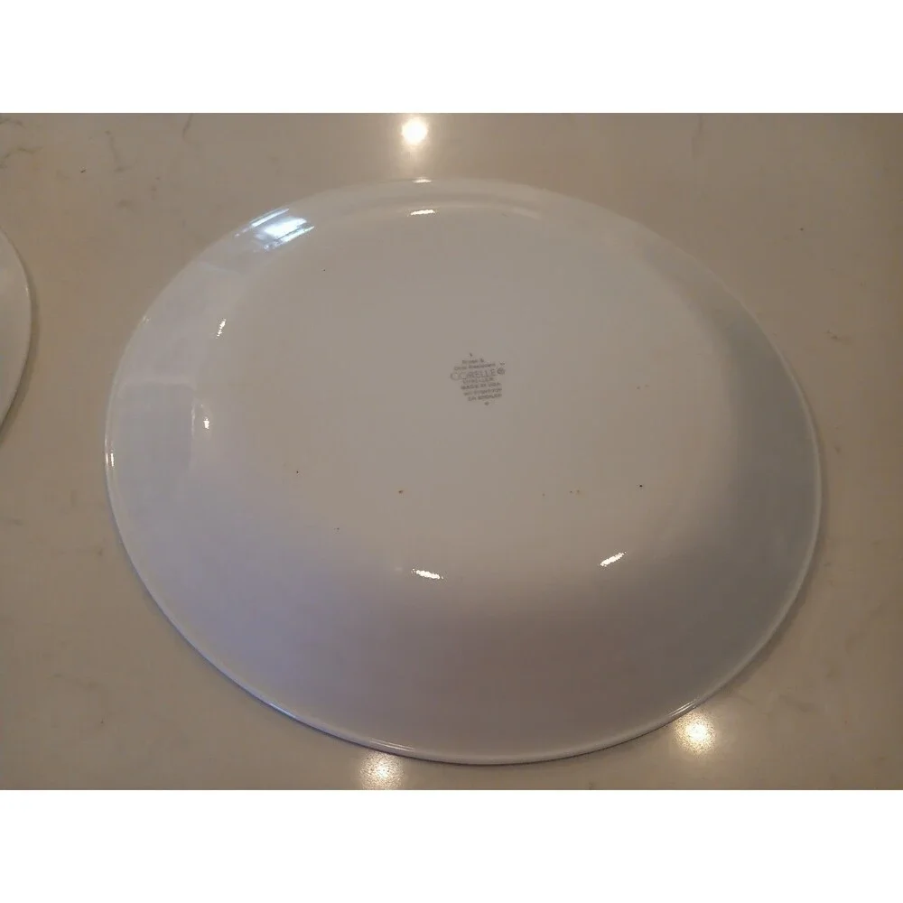 Corelle Classic Cafe Red Dinner Plates 10 1/4
